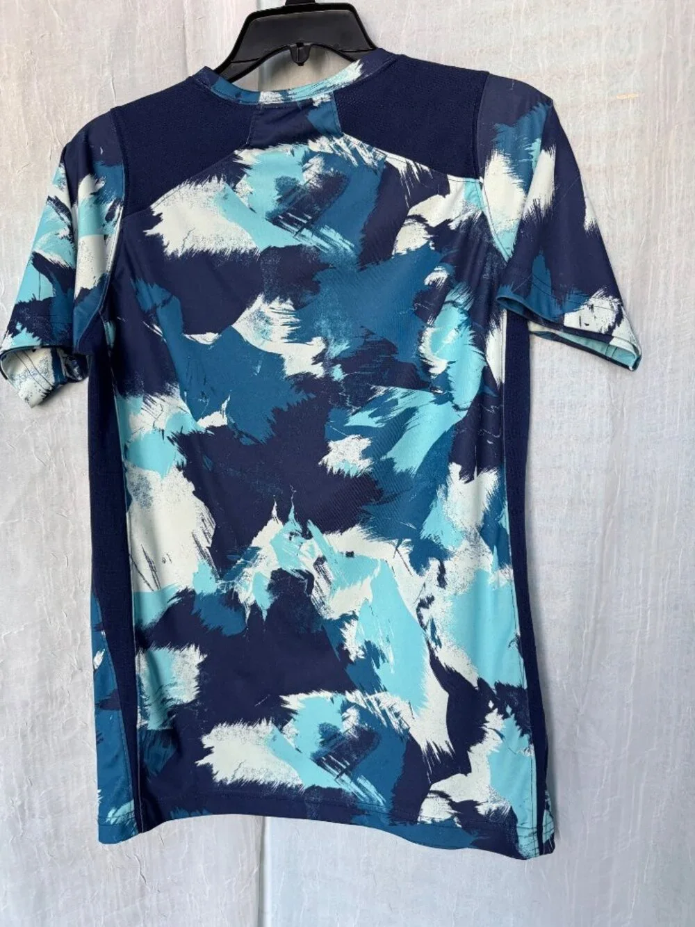 Nike Pro Dri-FIT Men's Large Blue Brushstroke Camo Short Sleeve Training Shirt